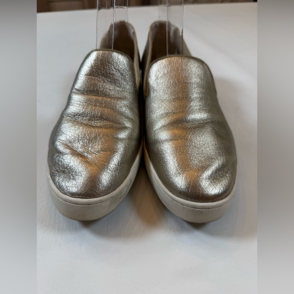 Birdies the swift in gold leather women’s size 9 flats loafers all season - Picture 9 of 9